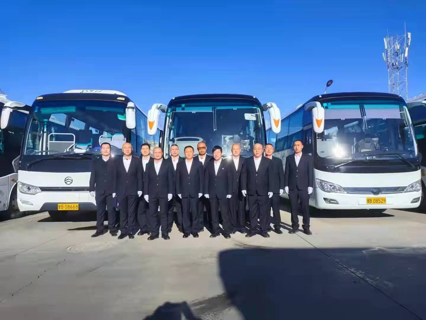 大巴车（保证两会使用）